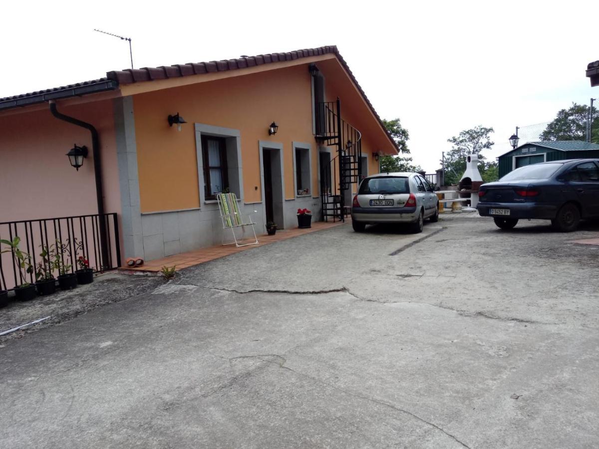 Apartamentos Mirador del Cantábrico Cue Exterior foto